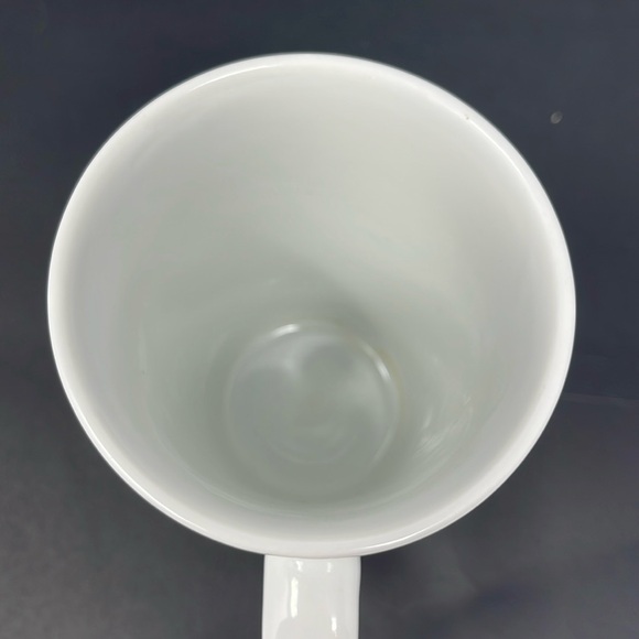 STARBUCKS: White/Red Holiday/Christmas Collectible Coffee Mug. 12oz - Picture 6 of 7